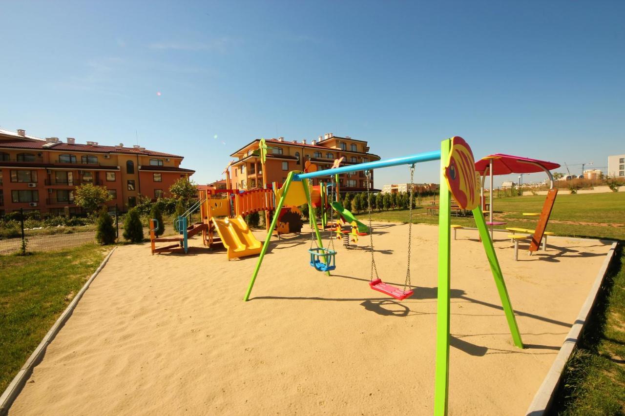 Sorrento - Menada Apartments スヴェティ・ヴラス エクステリア 写真