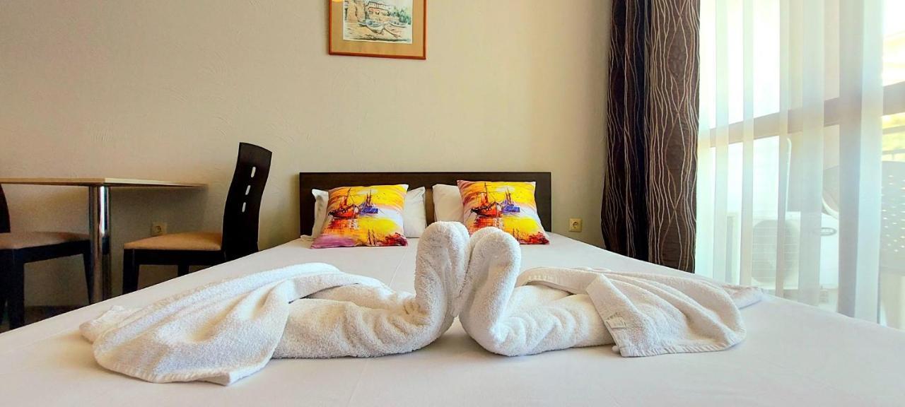 Sorrento - Menada Apartments スヴェティ・ヴラス エクステリア 写真