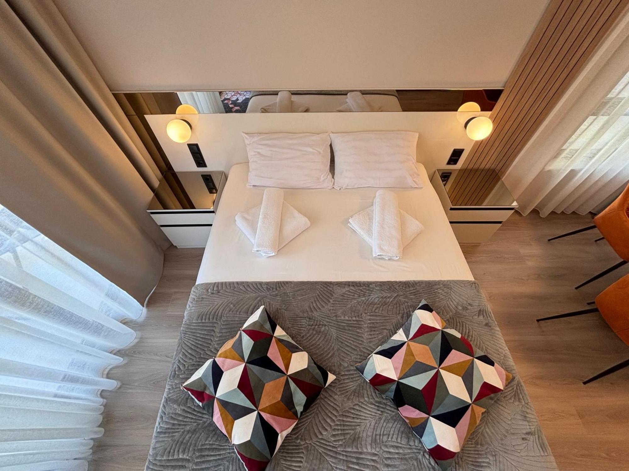 Sorrento - Menada Apartments スヴェティ・ヴラス エクステリア 写真
